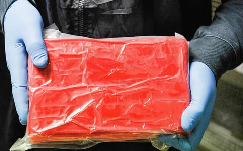 Hong Kong bắt 700kg cocaine nhập vào bằng tàu cao tốc