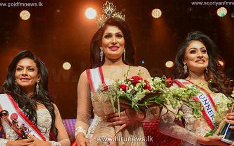 Bị đoạt vương miện trên sân khấu, hoa hậu Quý bà quốc tế Sri Lanka 2021 vừa đi vừa khóc