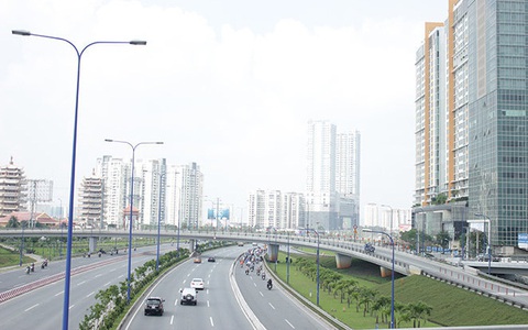 Rót vốn cho thành phố, hạ tầng cho cả vùng