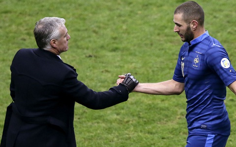 Benzema kết thúc 'cuộc lưu đày'