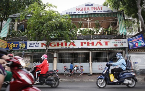 TP.HCM đóng cửa một quán ăn ở quận 11, cách ly 14 người