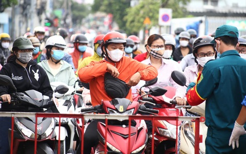 Ngày thứ 3 qua chốt ở Gò Vấp: Nơi thoáng, nơi 'xả trạm', kiểm tra theo xác suất