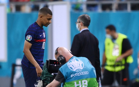 Video: Mbappe sút hỏng luân lưu 'tiễn' Pháp rời Euro 2020
