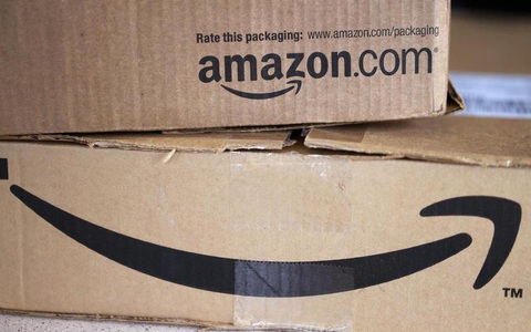Mỹ yêu cầu Amazon thu hồi máy sấy tóc, quần áo ngủ trẻ em 'độc hại'