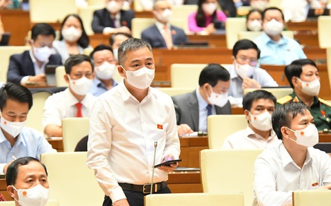 'Cần hành lang pháp lý để yên tâm chống dịch, không vì thủ tục mà bỏ qua chăm sóc sức khỏe'