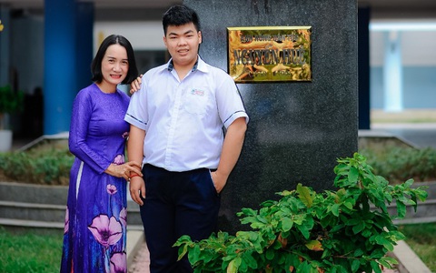 Huế có 1 thí sinh đạt điểm 10 môn ngữ văn với bài thi 14 trang giấy