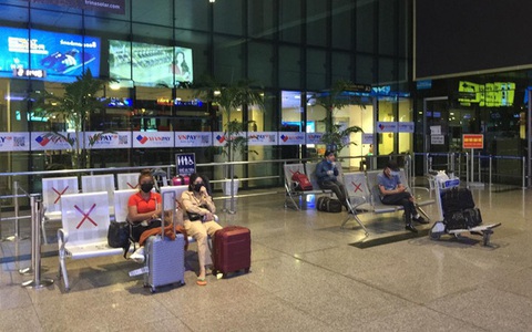 Kiến nghị hạn chế vận chuyển khách đi và đến TP.HCM trong thời gian thực hiện chỉ thị 16
