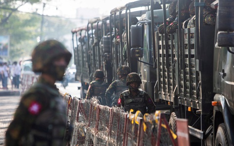 Hãng tin Reuters: Myanmar cấm lãnh đạo các công ty viễn thông xuất cảnh
