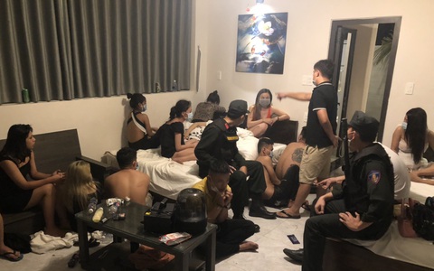 Đang dịch, 89 thanh niên vẫn thuê resort để chơi ma túy