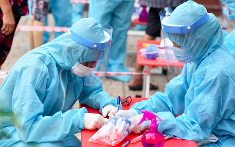 TP.HCM phát động thi đua 'Mở rộng vùng xanh trên bản đồ COVID-19'