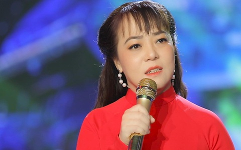 Ca sĩ Phương Quế Như - 'cô Út của Phương Mỹ Chi' - qua đời sau khi mắc COVID-19