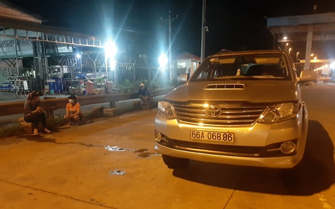 Sử dụng bằng lái giả chở 6 người từ TP.HCM về miền Tây với giá 3 triệu đồng