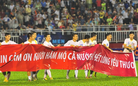 HLV Guillaume Graechen: Công Phượng có thể đã tốt hơn nếu đến Ligue 2
