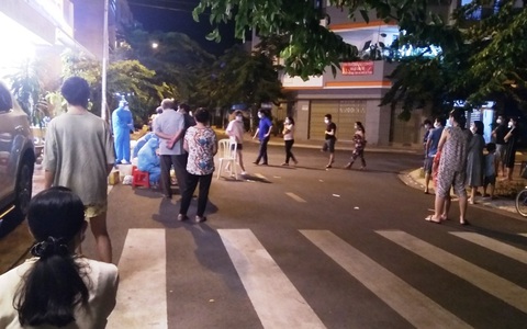 Lấy mẫu xét nghiệm COVID-19 ở Nha Trang: Nhiều tổ chưa đến tận nhà dân