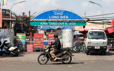 Thêm 1 F0, Hà Nội phong tỏa chợ Long Biên