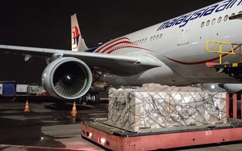 Lô thuốc kháng virus COVID-19 Remdesivir đầu tiên về đến TP.HCM