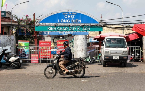 Tiểu thương các chợ đang đóng cửa chỉ được bán lại khi tiêm ít nhất 1 mũi vắc xin
