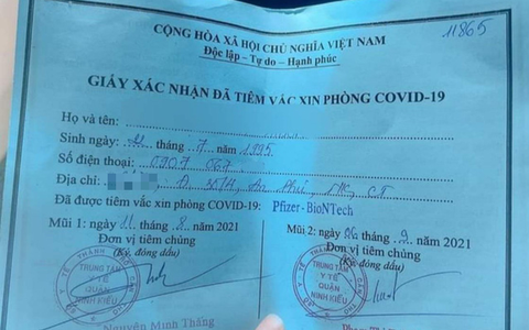 'Ông anh' phó phường giúp cô gái tiêm vắc xin Pfizer bị đình chỉ công tác
