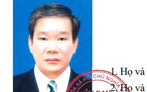 Hé lộ hiện trường vụ bí thư thị trấn chết trong ô tô: có lọ thuốc trừ sâu, thuốc diệt côn trùng