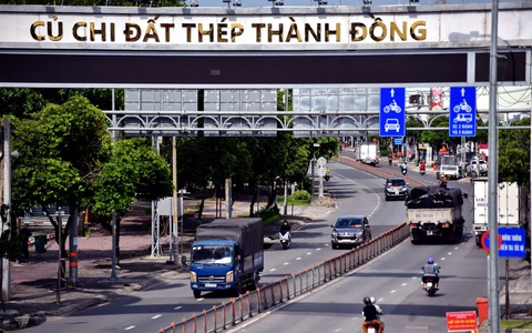 Có bình an khi 'xuống phố ăn mừng'?