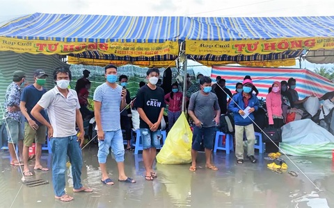 Miền Tây: nới giãn cách, vẫn siết đi lại liên tỉnh