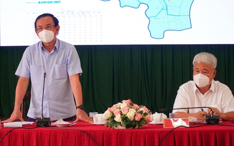 TP.HCM mở cửa từng bước: Chậm nhưng chắc