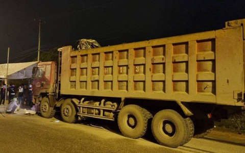 Bị xe tải tông, 4 người trong một gia đình tử vong tại Thanh Hóa