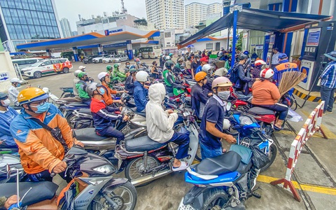 Cây xăng đóng cửa diện rộng: Liên bộ Công Thương - Tài chính đã làm hết trách nhiệm chưa?