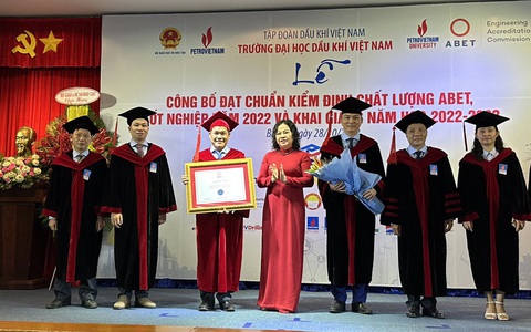 Trường dầu khí đầu tiên tại Việt Nam đạt chuẩn kiểm định chất lượng kỹ thuật - công nghệ của Mỹ