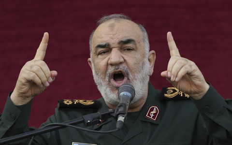 Tin thế giới 30-10: Tướng Iran kêu gọi người dân 'đừng đối đầu'; Na Uy bắt gián điệp Nga