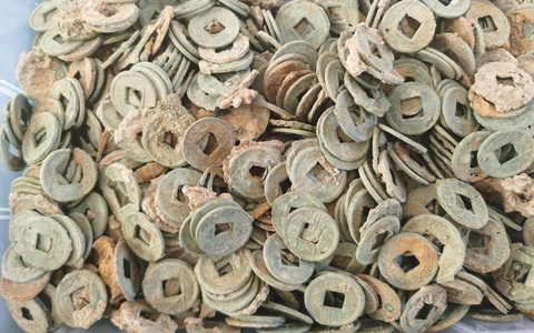 Phát hiện tiền cổ 2.000 năm tuổi tại Tây An (Trung Quốc)