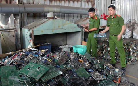 Khu nhà xưởng linh kiện điện tử, bo mạch linh kiện điện tử xài rồi rộng như một công ty lớn