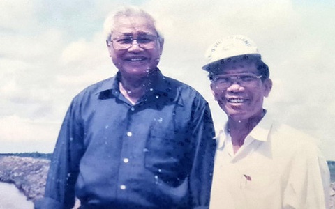 Nâng mình lên chữ Dân