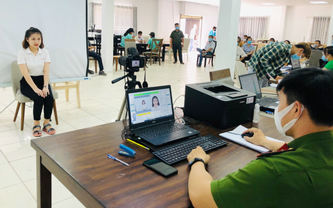Mua nhà đất bằng giấy tay nên không được làm căn cước công dân, phải làm sao?