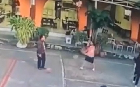 Thầy giáo đen đủi nhất năm