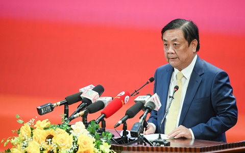 Hội thảo văn hóa năm 2022: Bộ trưởng chia sẻ cảm xúc về quê mà 'quê chẳng còn quê'