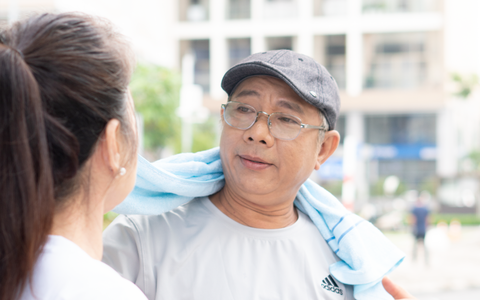 Ở tuổi U60, nghệ sĩ Trung Dân cũng lo lắng về ngoại hình như ai