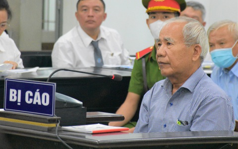 Vụ giao 'đất vàng' Trường Chính trị Khánh Hòa: 'Tôi tin tưởng, nên tôi ký thôi'