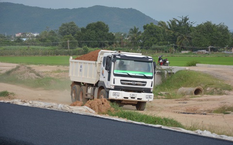 Xin gia hạn các mỏ khoáng sản làm cao tốc Phan Thiết - Vĩnh Hảo