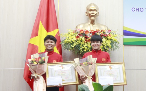 Quảng Ngãi tiếp đón, vinh danh và trao bằng khen cho nữ tuyển thủ Bích Thùy