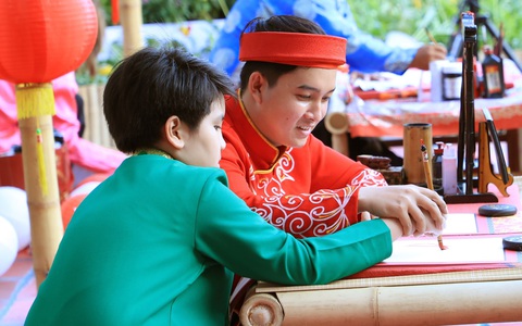 Hấp dẫn không gian Tết cổ truyền tại TP.HCM