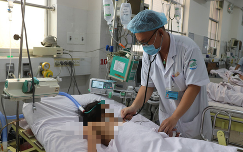 TP.HCM: 37.500 ca nghi mắc COVID ở trường trong 1 tuần, thêm nỗi lo sốt xuất huyết, tay chân miệng