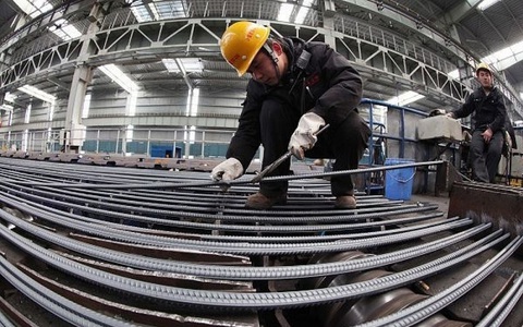 Giá thép tăng 'thẳng đứng', nhiều công trình có nguy cơ vỡ tiến độ