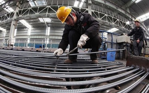 10 ngày, thép 3 lần tăng giá