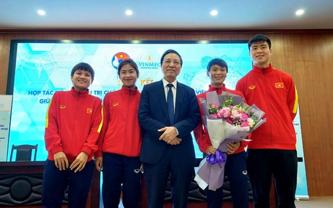 Các cầu thủ quốc gia được điều trị chấn thương miễn phí tại Vinmec
