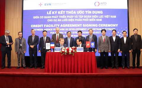 Pháp cho vay ưu đãi 80 triệu euro để phát triển lưới điện miền Nam