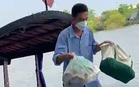 Lái tàu sách nhiễu, bỏ rơi du khách bị phạt 3 triệu đồng