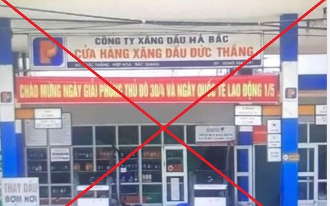 Triệu tập 2 người đăng ảnh băngrôn cũ in sai 'chào mừng ngày giải phóng thủ đô 30-4'