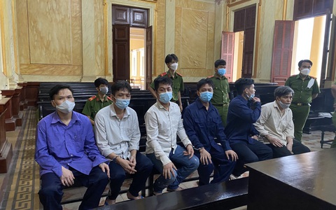 Nhóm 'đại bàng' tra tấn bạn cùng phòng tại trại cai nghiện Nhị Xuân lãnh án