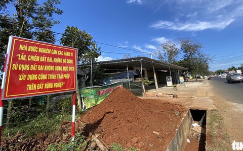 Vận động không xong, sẽ cưỡng chế 64 căn nhà xây trái phép, chờ lên đô thị